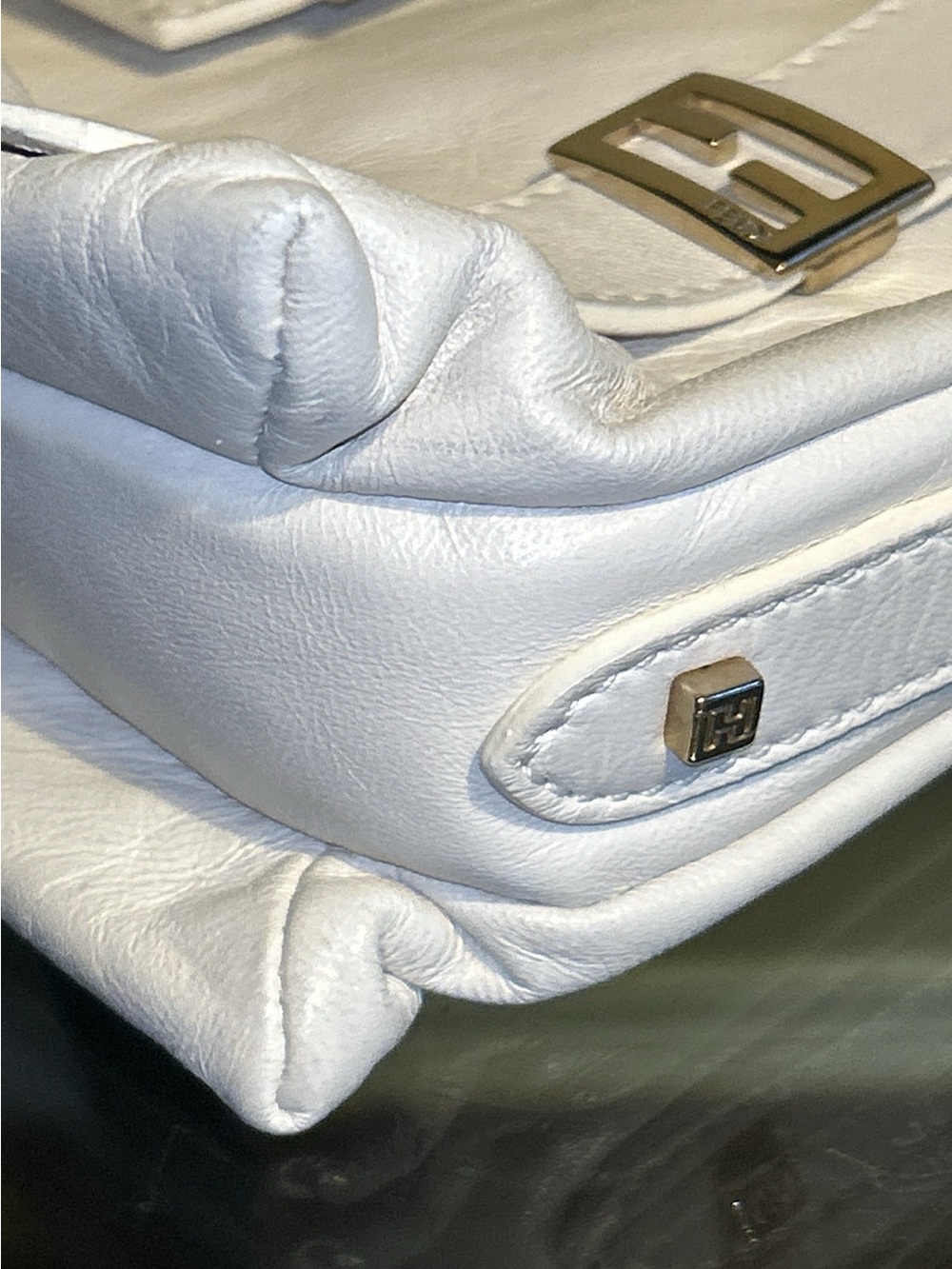 Fendi White Leather Shoulder Bag with Silver Hardware - Picture 6 of 13
